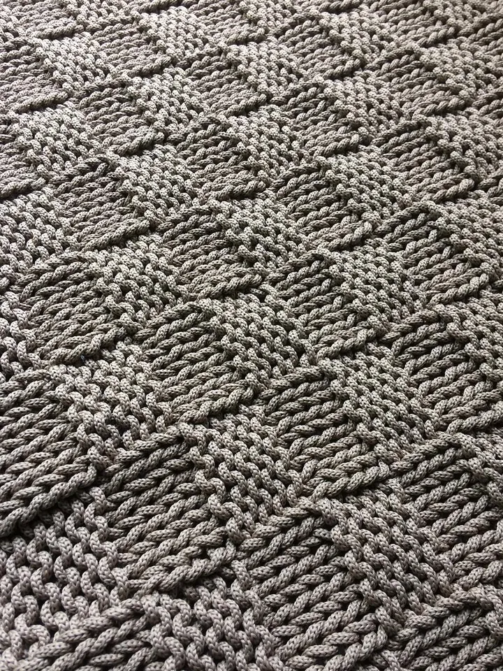 Rug