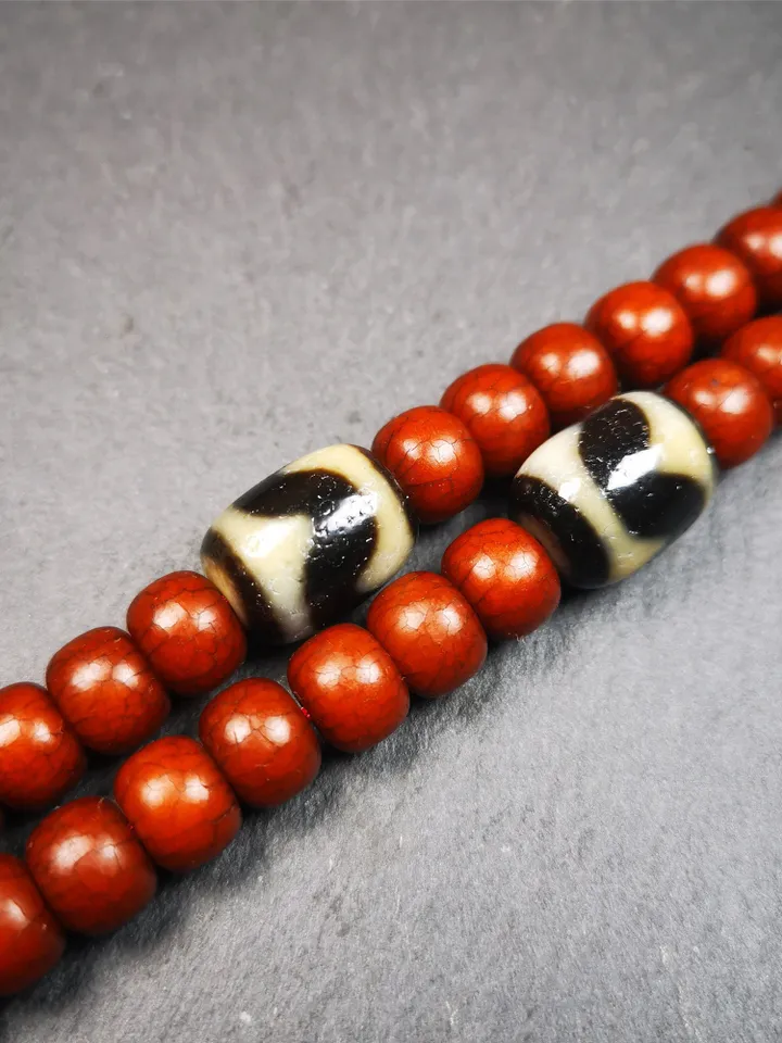 Gandhanra Tibetan Tiger Tooth Dzi Bead Accessories,Dzi Spacer Beads,Marker Beads for Mala Necklace,0.47" × 0.6"