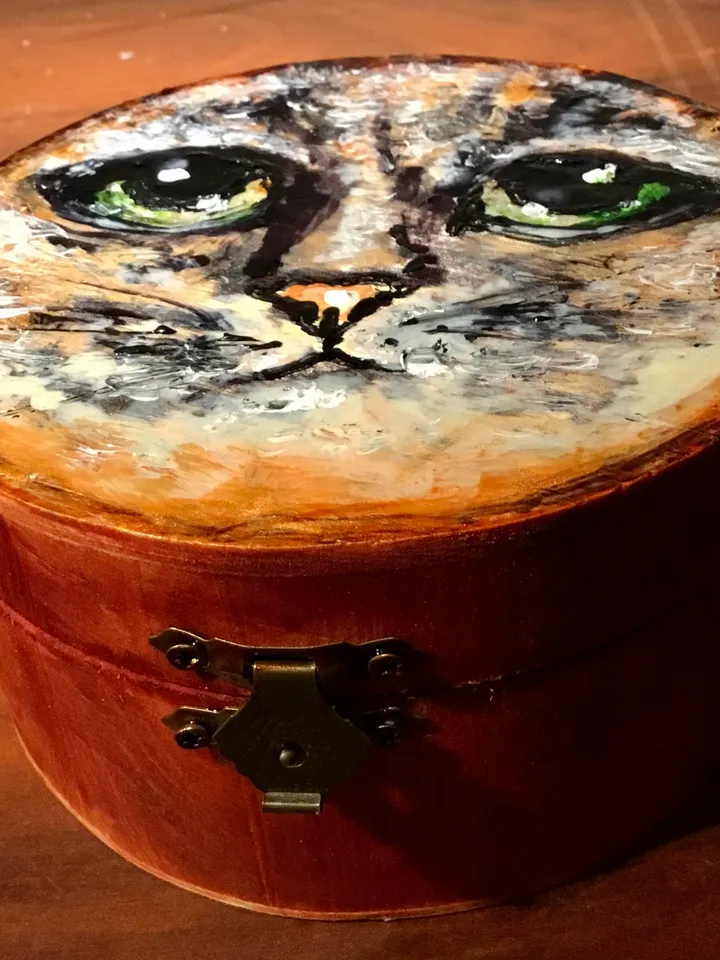 Cat wooden box,cat painting on wood,mix media glass and acrylic painting,unique gift for cat lovers.