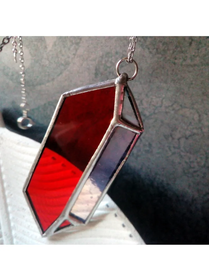 Glass crystal, semi precious stone imitation, simple stained glass, red stained glass, Minimalist necklace