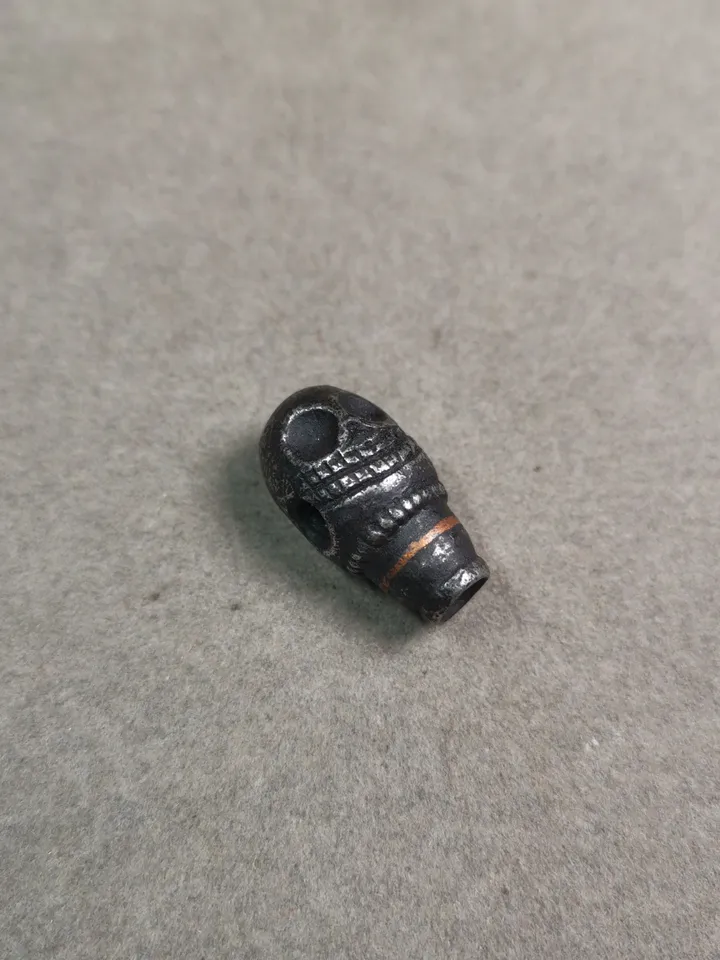 Gandhanra Tibetan Cold Iron Guru Bead,Skull Shape T-drilled 3-Hole Prayer Bead,Mala Bead,Connector Bead for Buddhist Bead Accessories