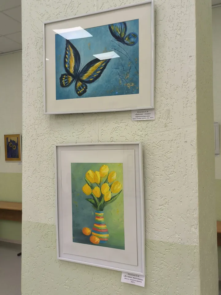 Painting with butterflies Painting of butterflies Painting for children's room