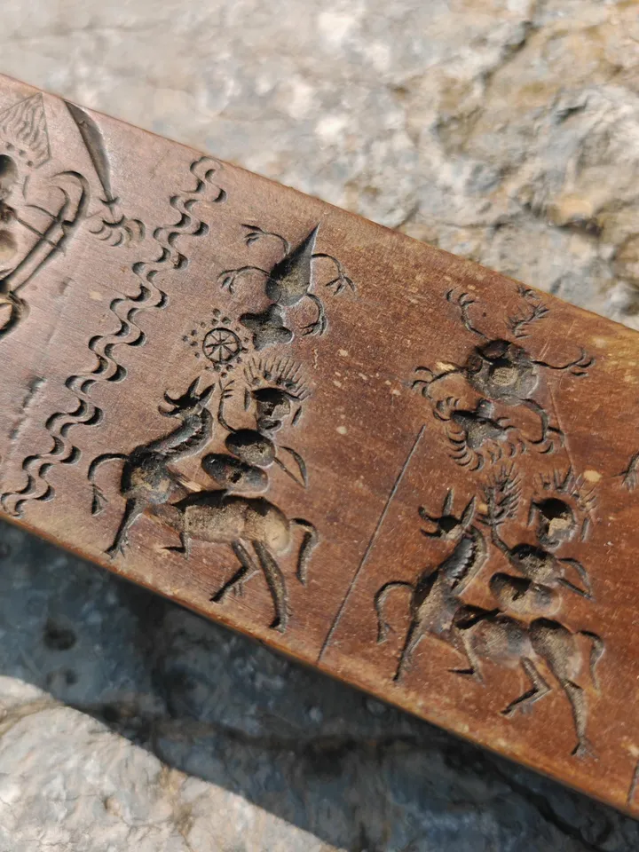 Gandhanra Antique Tibetan Buddhist Zanpar Wooden Mold Stick,Dharma Ritual Plate,Intricately Carved Esoteric Ritual Objects and protectors