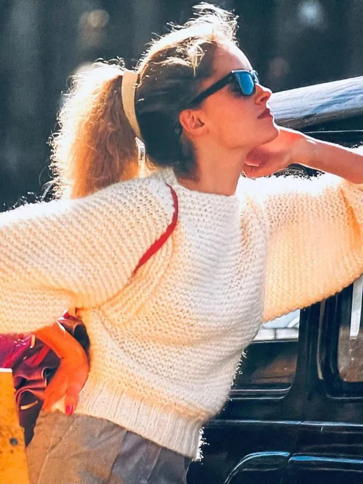 Sweater knitting pattern pdf, vintage easy pattern, women ladies sweater easy pdf