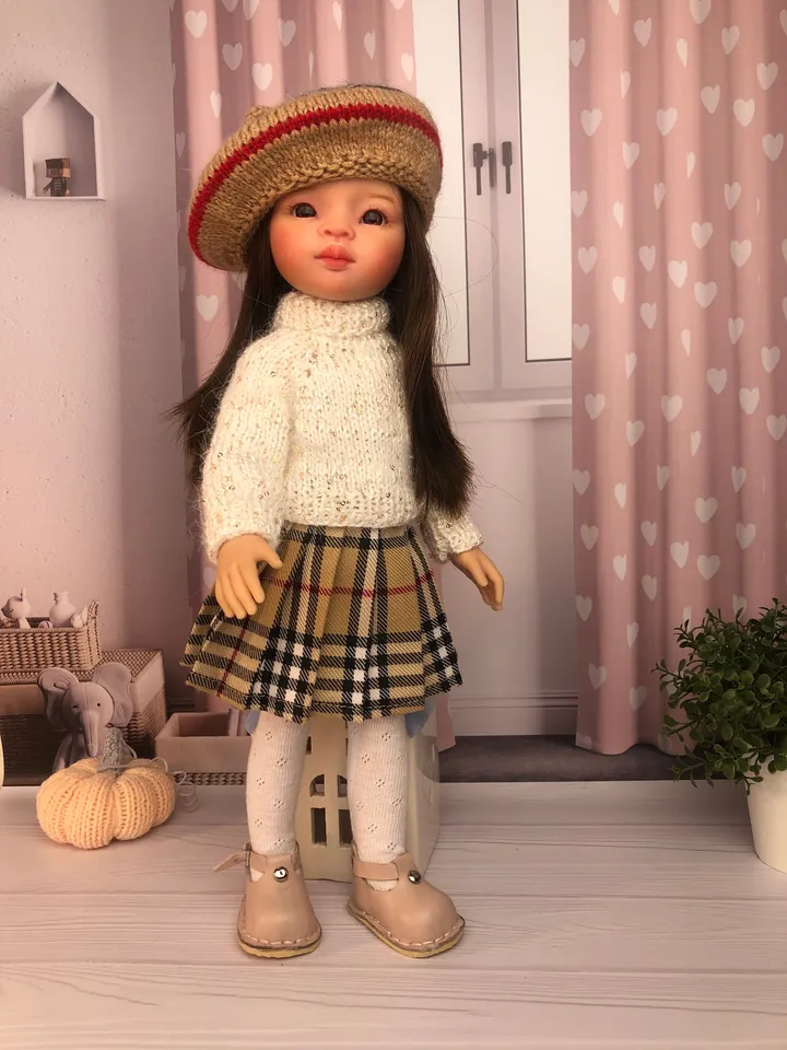Paola Reina Doll 5 ITEMS Set: Exclusive Handmade Outfit - Beret, Skirt, Sweater, Tights, Shoes