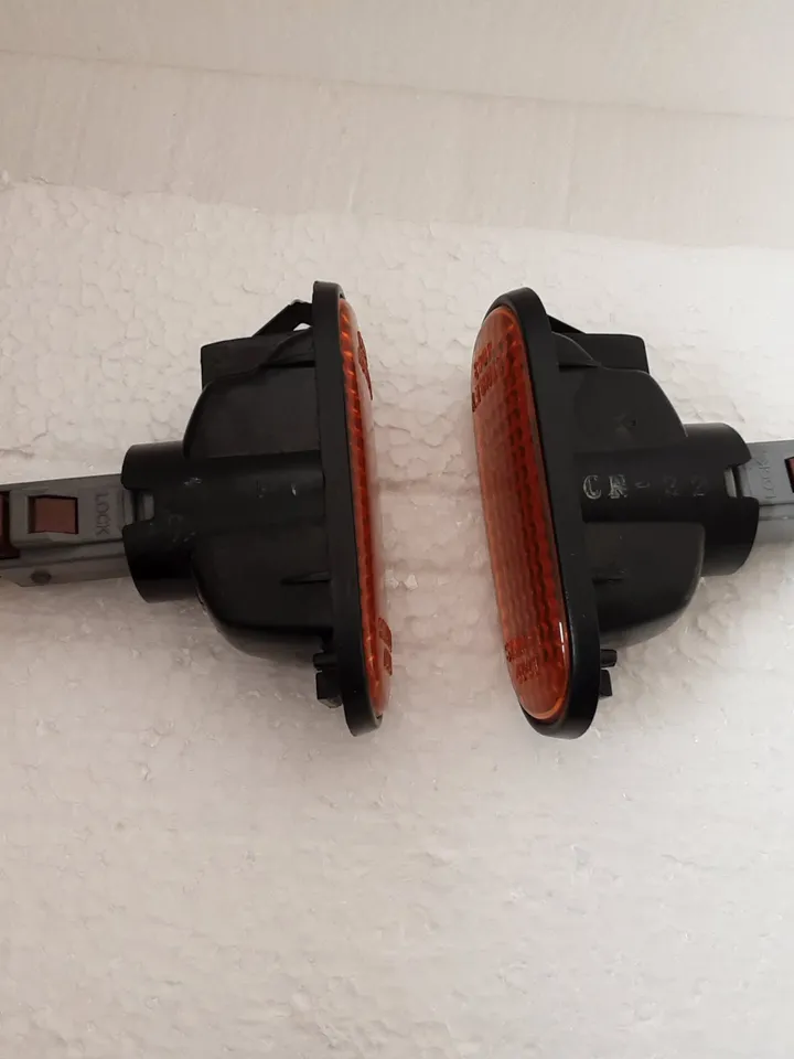JDM HONDA ( INTEGRA DC2,DB8,Type-R, CIVIC EG6,EG9, DELSOL CRX) AMBER SIDE MAKER