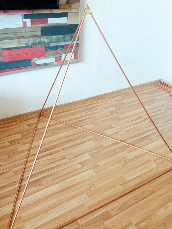 Copper Tetrahedron | Triangular Pyramid complete set | three-sided copper pyramid for meditation