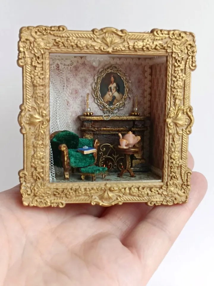 Mini-hall with fireplace, 1/48 scale miniature dollhouse with furniture