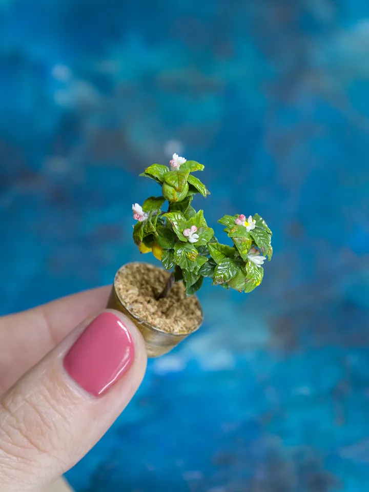 MINIATURE Lemon tree in a ceramic pot 1 | Dollhouse miniatures