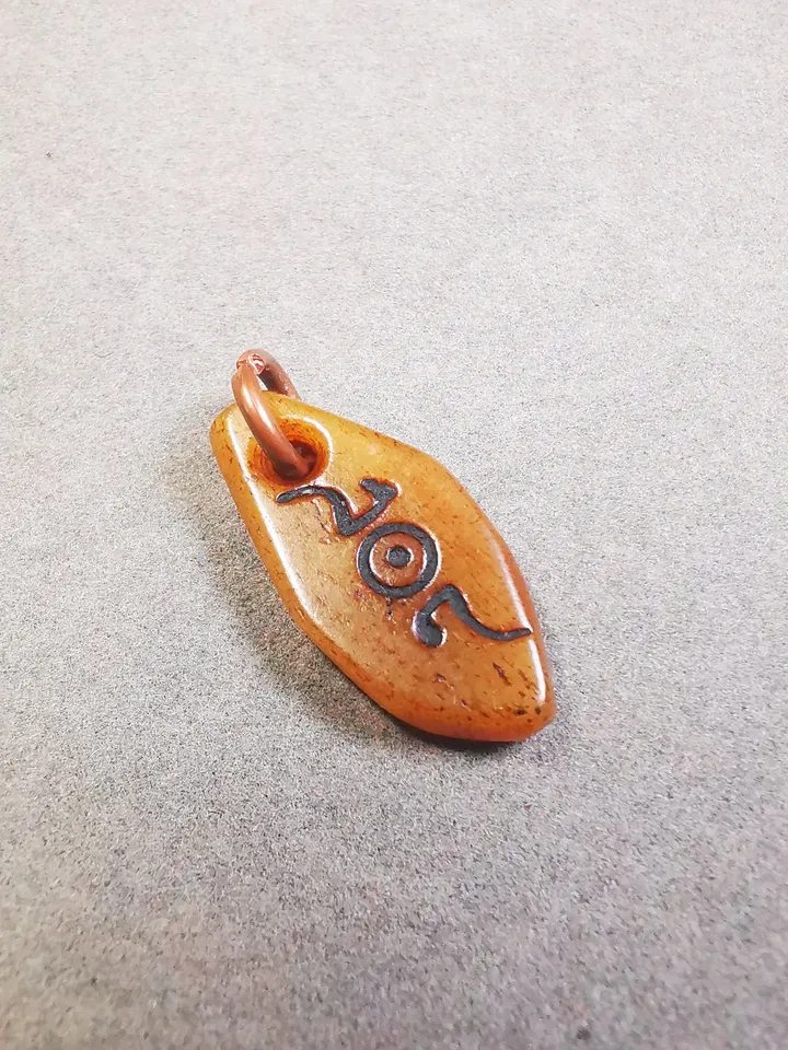 Gandhanra Tibetan Yak Bone Carved Amulet,Bead Counter Pendant,Mani Jewel Amulet for Mala,Prayer Beads