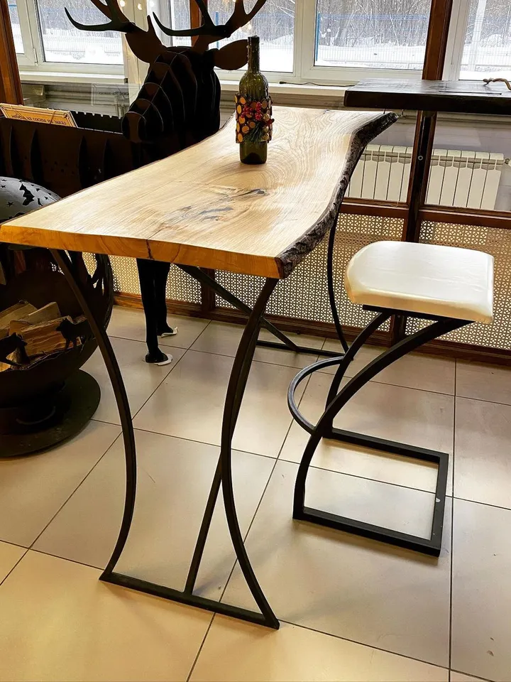 Bar stand from the Massive Kryu