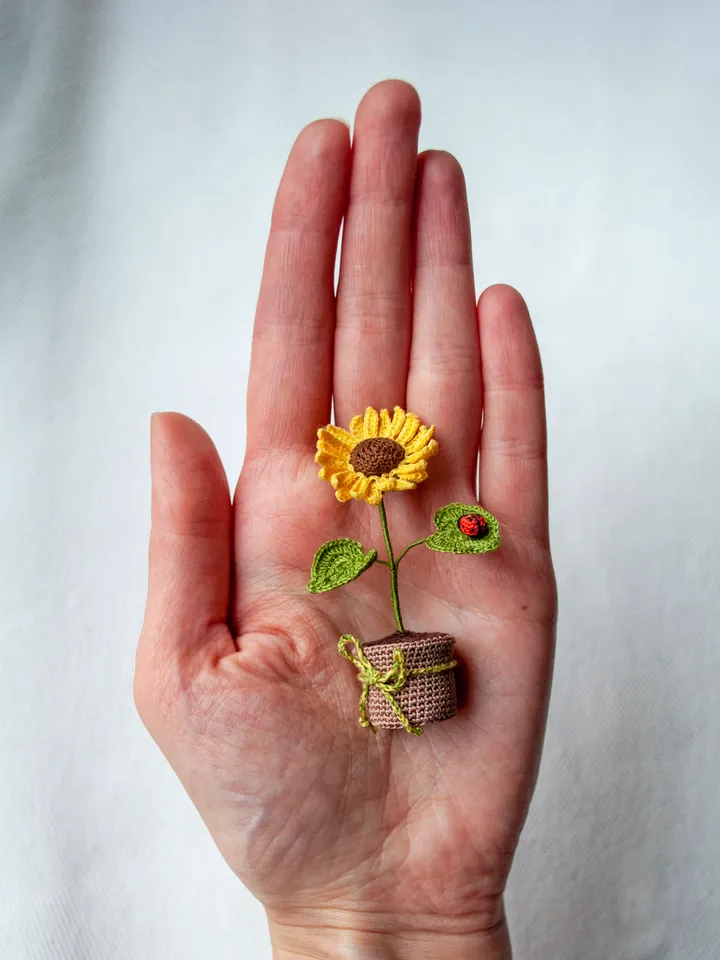 Miniature SUNFLOWER with Ladybird, Plant in a pot, Flower present, Fairy garden gift, Mother Day Gift from daughter