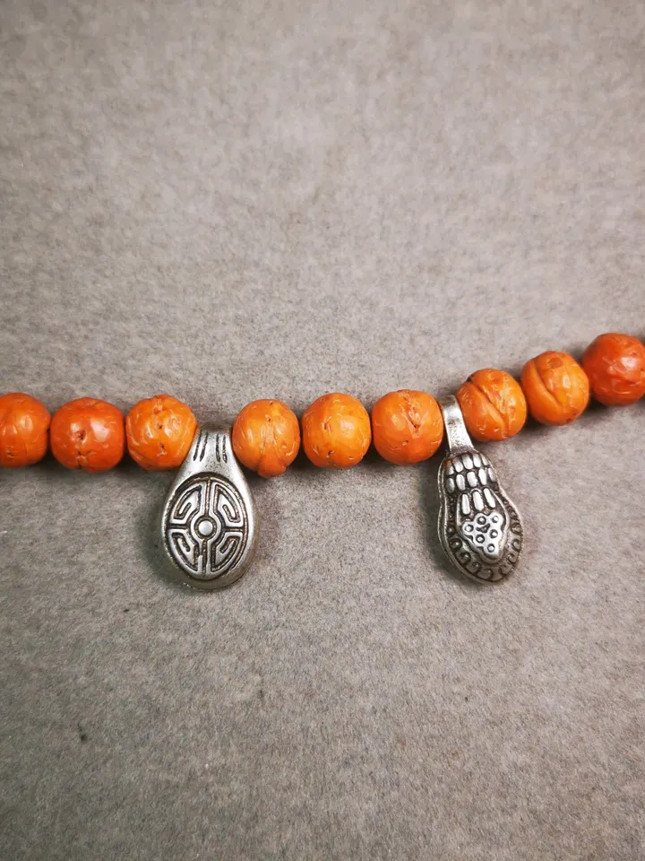 Gandhanra Handmade Buddhist Mala Counter Clip,Bum Counter Clip for Prayer Beads,Lucky Knot Shape,Mala Accessories