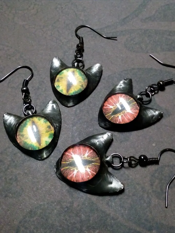 Stained glass BLACK CAT earrings, Eyes cat earrings, Cat head earrings, Tin soldered earrings, Cat lovers bijouterie