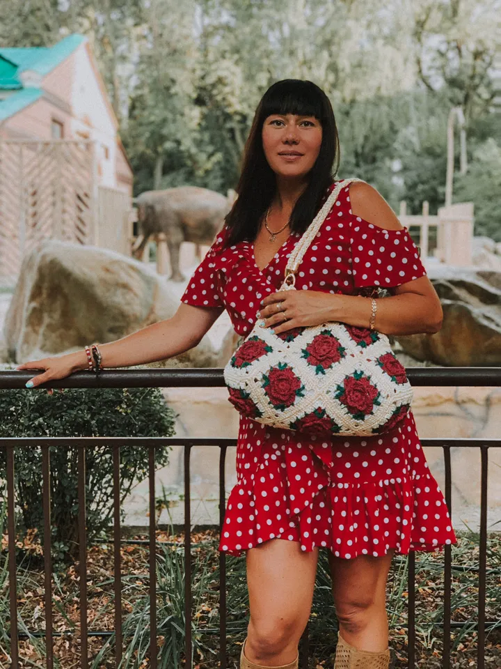 Granny square crochet bag pattern PDF and video tutorial, shoulder crossbody, hippie handbag, boho chic, digital instant download