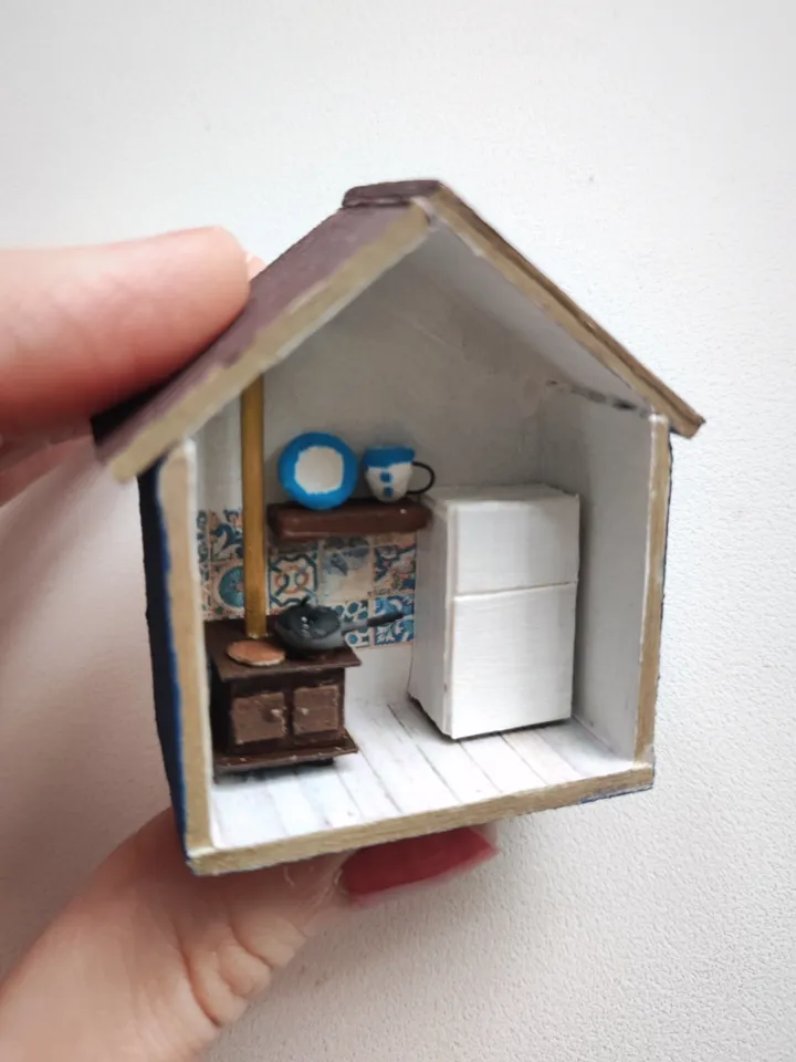 Micro Dollhouse Retro Kitchen Mini with Furniture scale 1:100