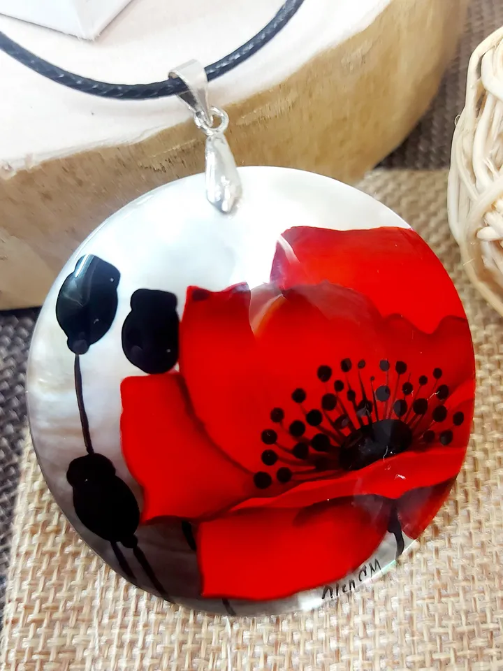 Nice pendant mother-of-pearl"Big red flower", miniature hand-painted, Russian jewelry, Hand paint necklace.miniature hand painted, gift