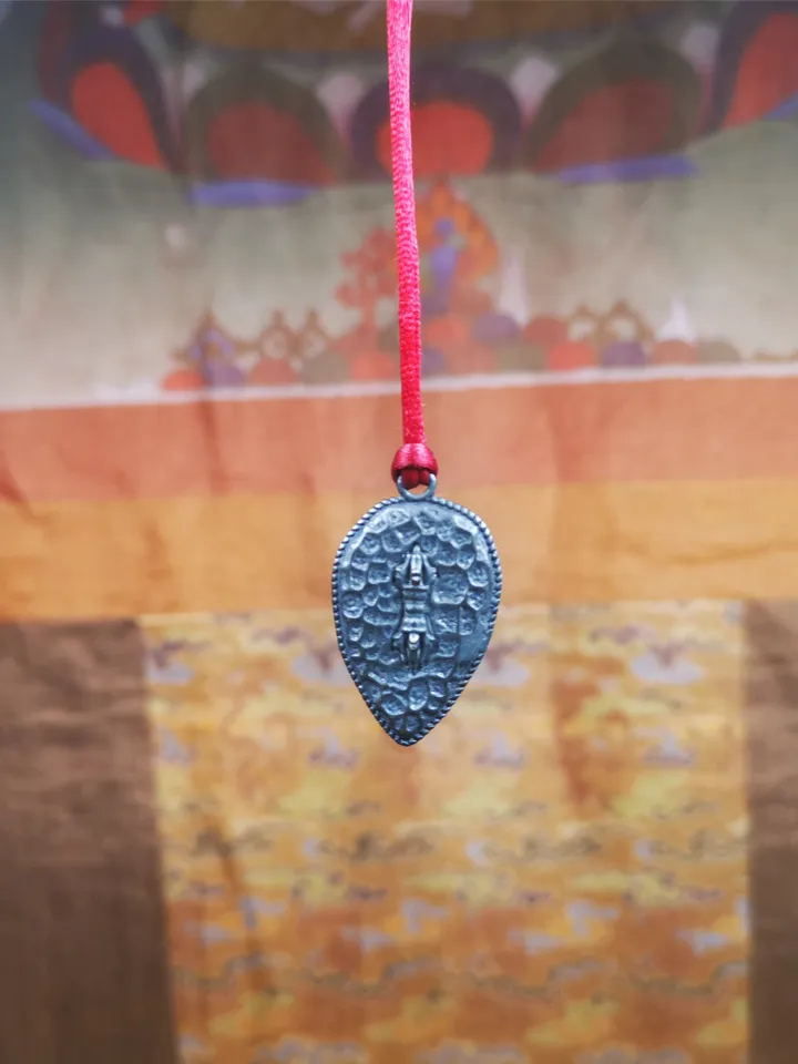 Gandhanra Handmade Tibetan Amulet,Skull Vajra Necklace,Made of Copper,1.2"