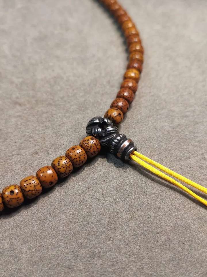 Gandhanra Tibetan Guru Bead, Lucky Knot Mini Size T-drilled 3-Hole Prayer Bead,Mala Bead,Connector Bead for Buddhist Bead Accessories