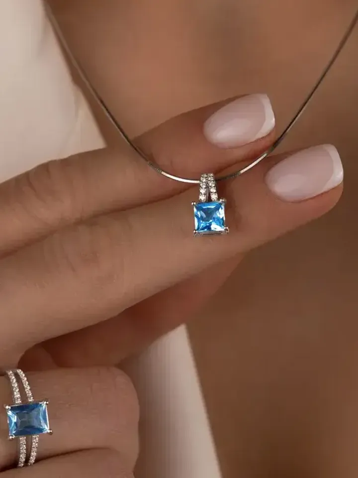 Pendant blue silver 925 with cubic zirconia