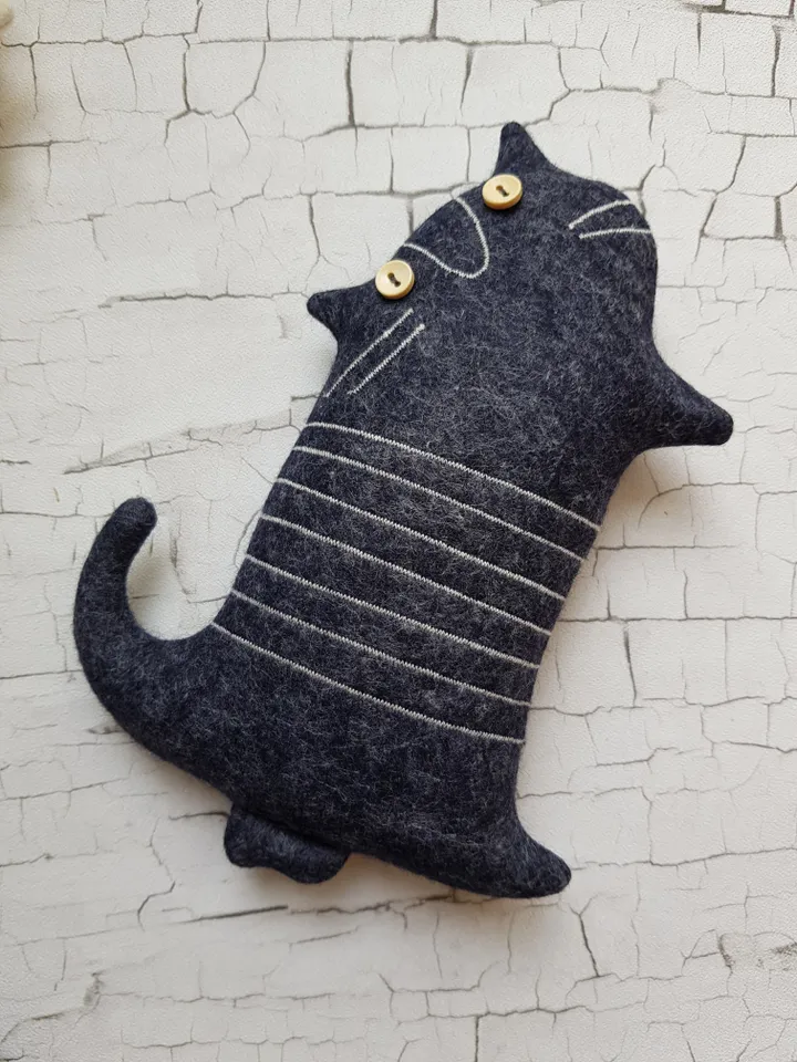 Black Cat sewing pattern PDF, halloween doll diy, digital tutorial in english, felt animal pattern
