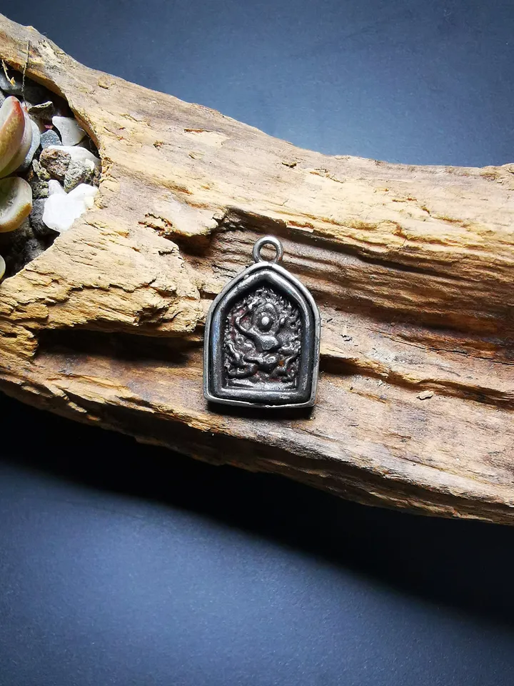 Gandhanra Antique Tibetan Buddhist Amulet, Vajrapani,the Protector and Guide of Gautama Buddha,Made of Thokcha,inlaid with Sliver