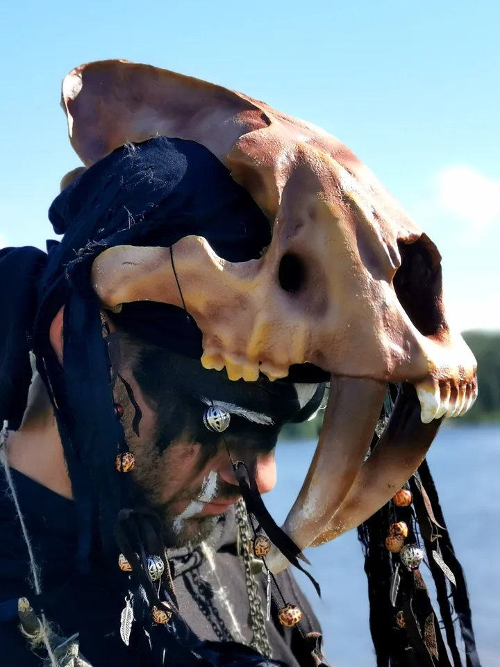 Smilodon Skull Mask Helmet | Horror Mask | Realistic Animal Skull on head | tribal headpiece | Headpiece skull | ritual mask | pagan