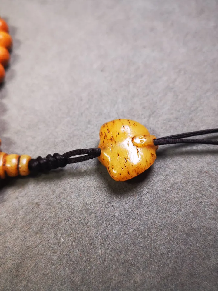 Gandhanra Tibetan Yak Bone Carved Scorpion Bead Pendant for Mala,Prayer Bead,Scorpion  Amulet