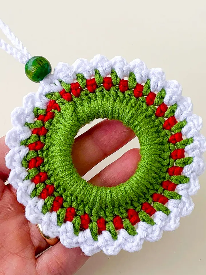 Unique Christmas Wreath Crochet Pattern, Easy Holiday Ornament PDF Tutorial, Beginner-Friendly Festive Decor, Instant Download