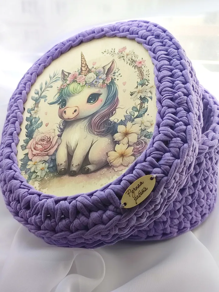crochet basket-box