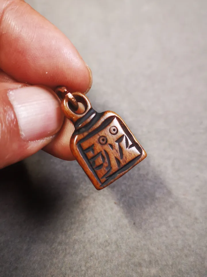 Yak Bone Carved Mantra Dot Mala Pendant,Bead Counter Clip, Prayer Bead Accessories,Gandhanra Tibetan Amulet