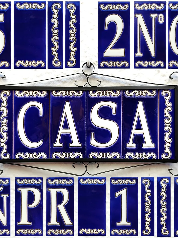 Ceramic letters and numbers 11cm (4.3") for the wall - Hand-glazed in Spain - "AZUL-FONDO" models - Ceramic letters number -