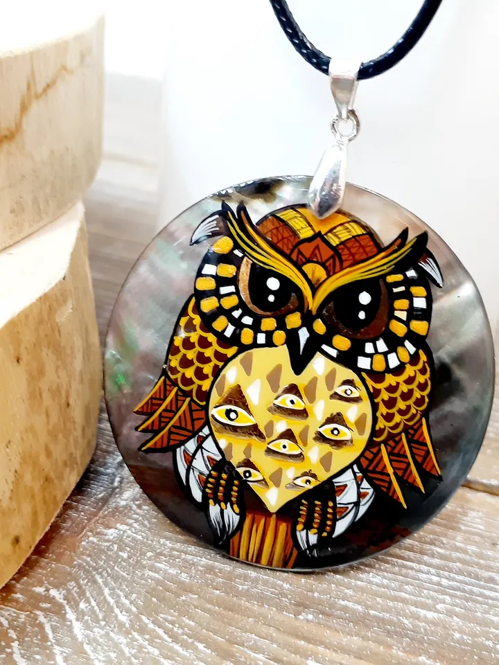 Pearl pendant necklace: Eagle Owl in style of Gustav Klimt • Awesome bird pendant for stylish women • Mystery Halloween owl amulet for witch