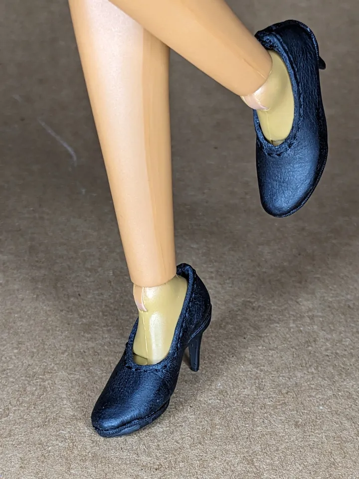Handmade heels black leather shoes for 16-inch Fashion Royalty dolls (FR16)