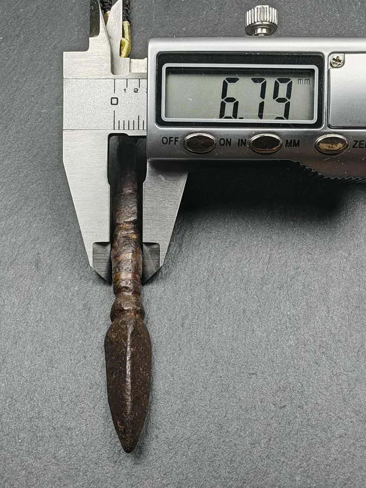 ONLE 1 - Gandhanra Authentic Old Phurba Amulet - Tibetan Ritual Kila Pendant - Made of Thokcha - 76mm Length
