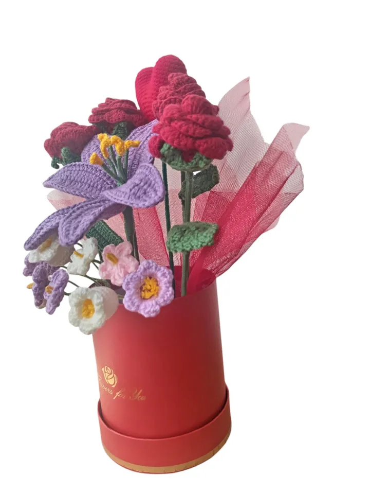 Handmade crocheted flower bouquet in elegant box | Hypoallergenic scented yarn flowers | Personalized international gift