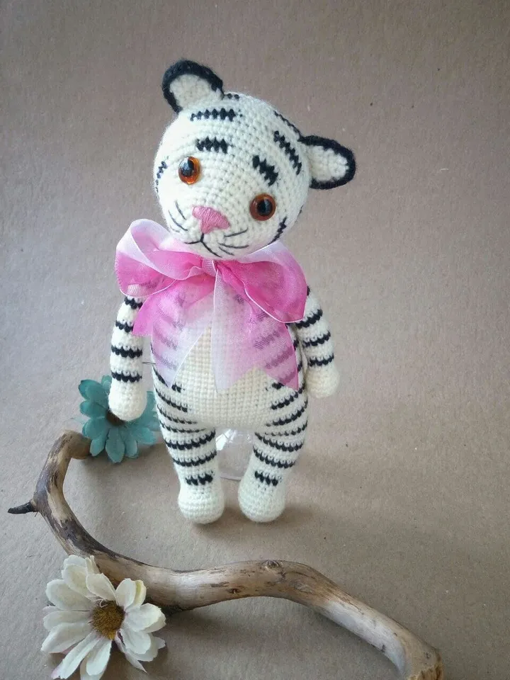 White crochet tiger , small teddy tiger gift for kids, crochet toy tiger Chinese symbol 2022 realistic stuffed animal