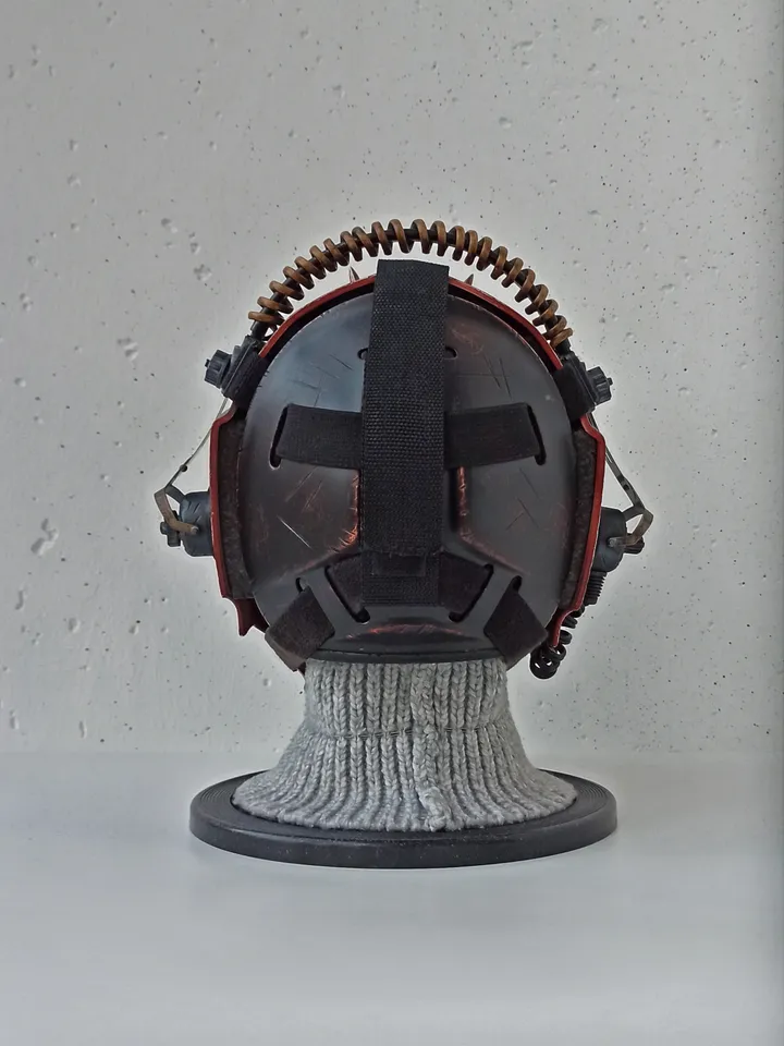 Post-apocalyptic hockey mask