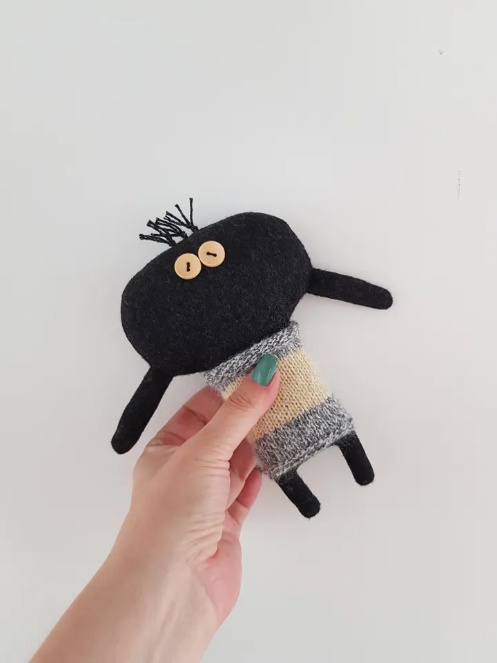 Black rabbit in sweater PDF digital Tutorial, bunny sewing pattern, sweater knitted pattern, Halloween doll sewing diy