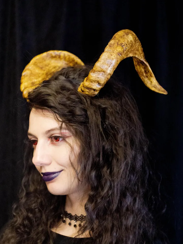 Ram Horns, Horns Headband, Twisted Ram Horns Headpiece for Halloween or Photoshoot, Big Natural Horns