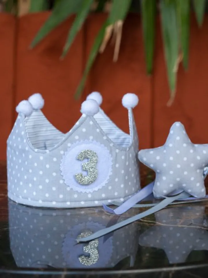 Gray Crown for kids & Star Wand
