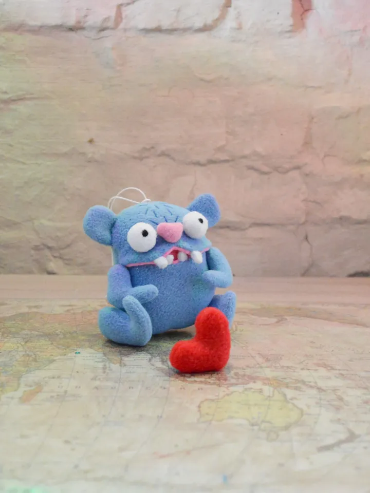 Fleece Plush Toy Pattern β Softie Bear with Heart PDF Tutorial