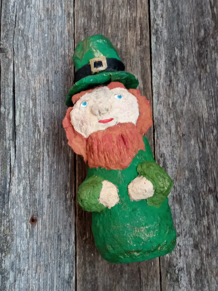 Figurine Leprechaun/Patrick Day home decor/family souvenir/Saint Patrick/St Patrick Day/St.Patrick's gifts/doll redbeard