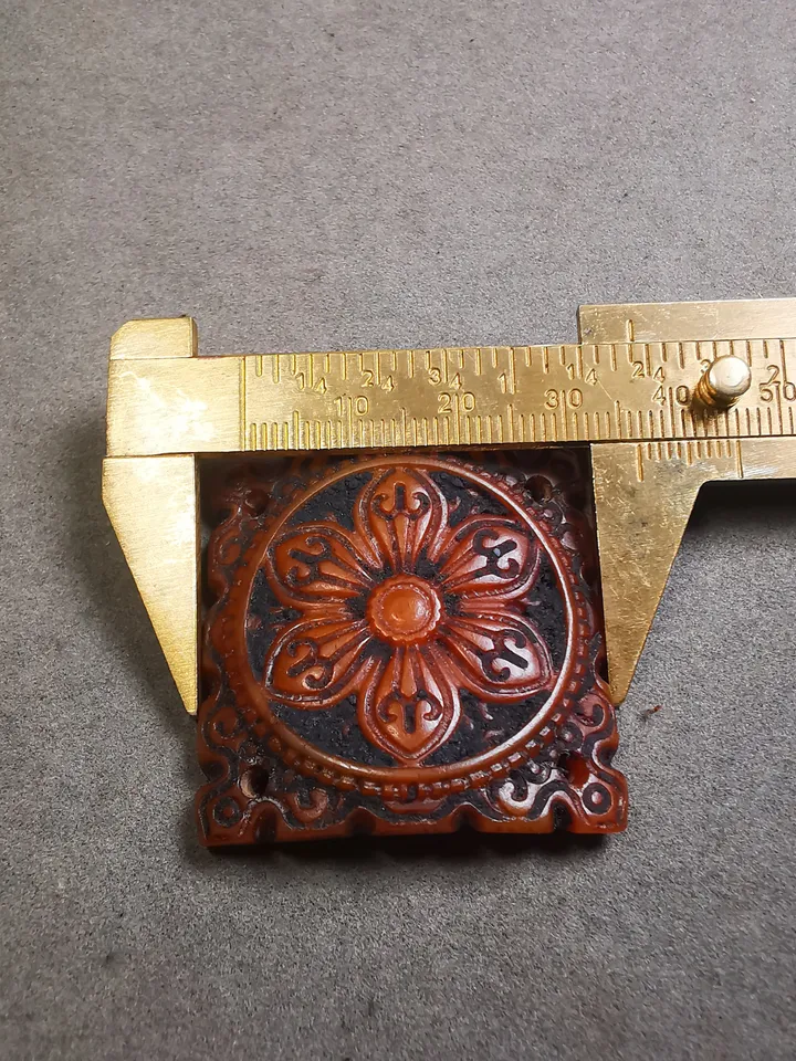 Gandhanra Yak Bone Carved Mandala Amulet Badge, Tibetan Buddhist Prayer Wheel Pendant,Dharma Chakra