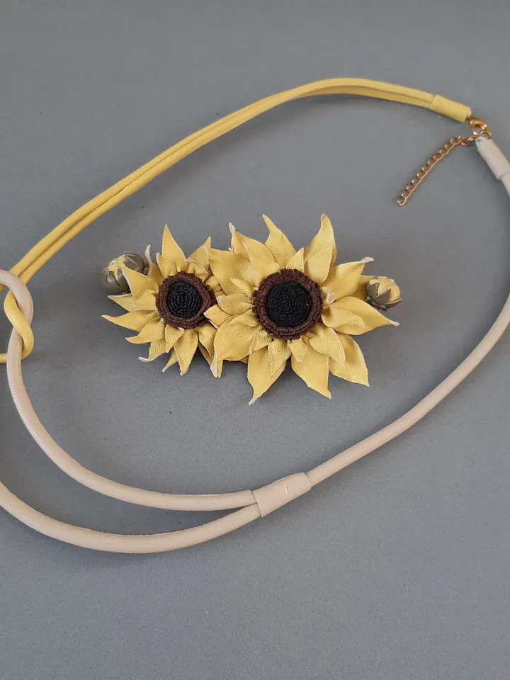 Leather necklace sunflower for her , 3rd anniversary gift for wife, Leather women's jewelry