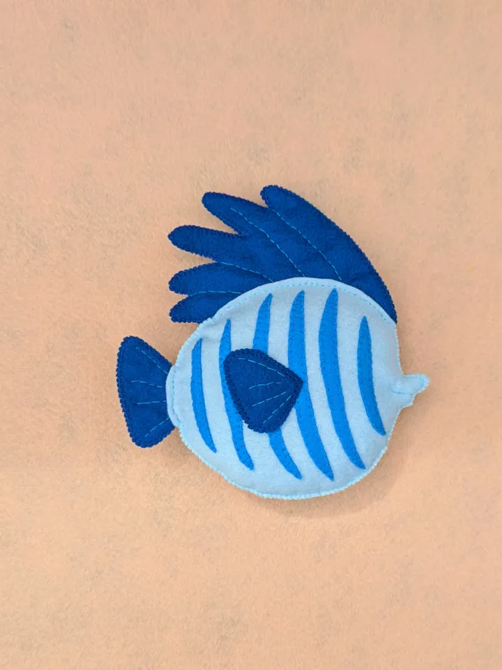 Fiona the Fish | Finny The Shark | Cartoon For Kids | Super Simple Songs | Toy felt