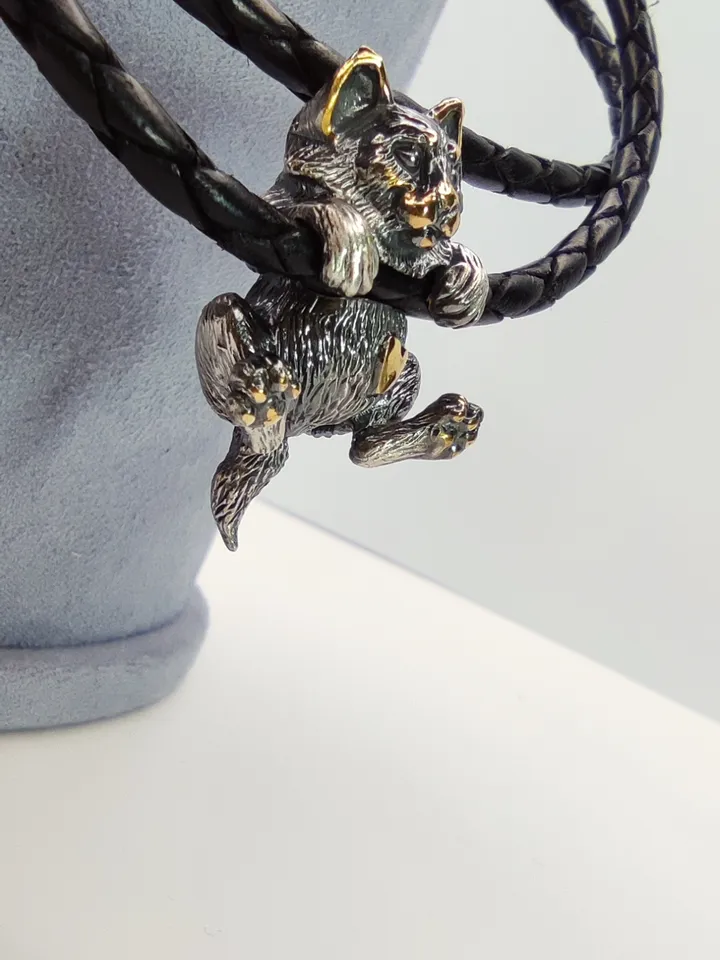 Set- Cat on a String