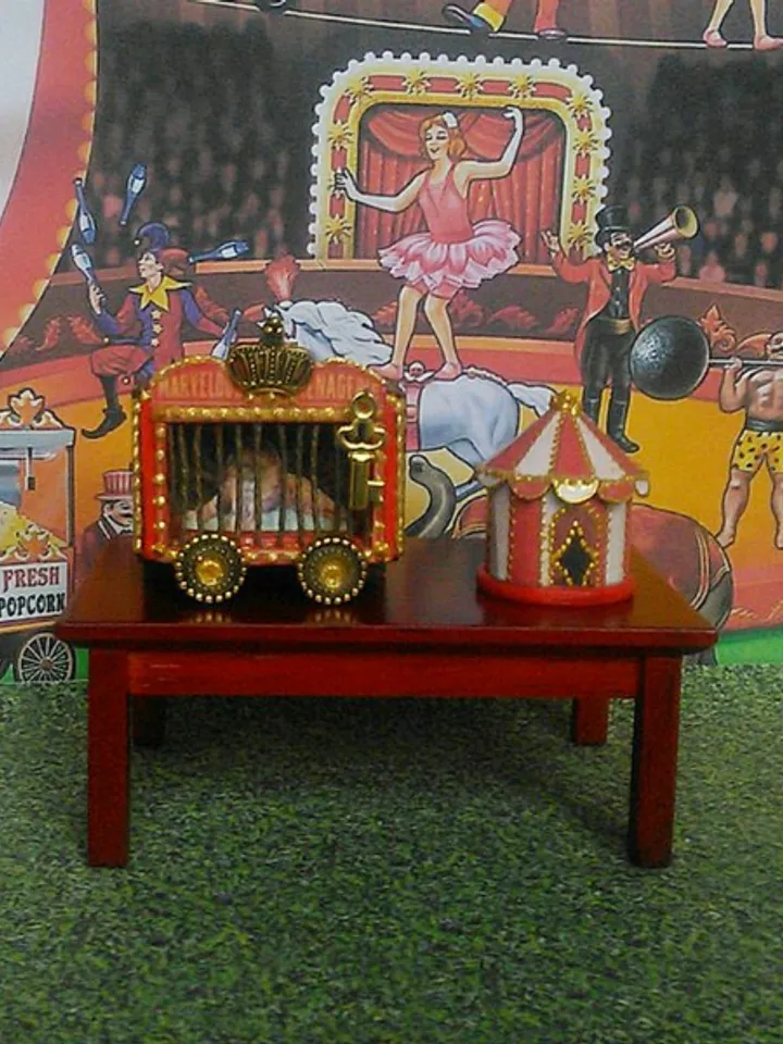 Doll circus. Animals in circus. A cage with animals.1:12 scale