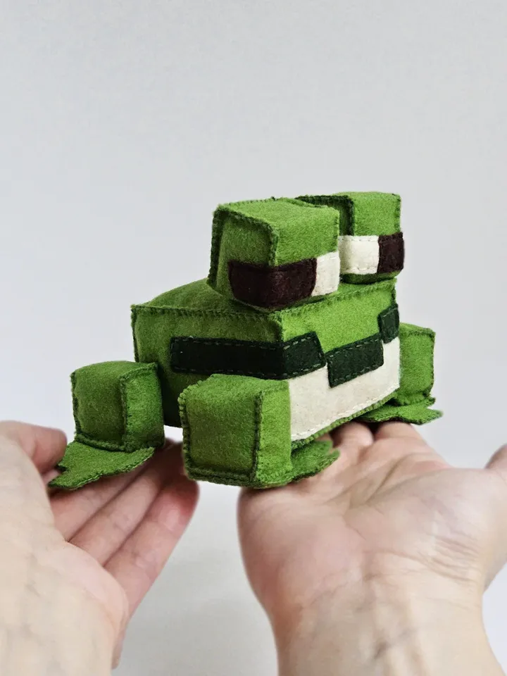 Worry Frog Toy Felt Pattern , felt animals toys patterns , Anti-stress worry pet.
