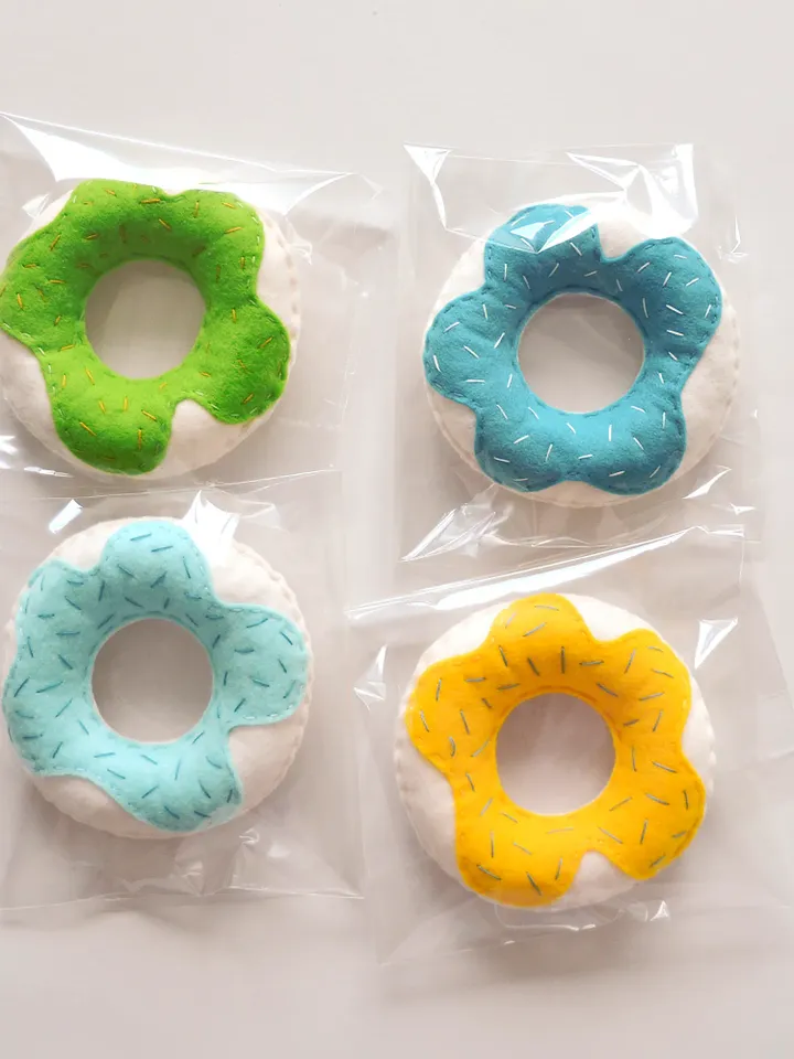 Catnip cat toy donut. Tasty catnip donut.